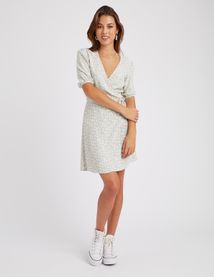 Robe cache coeur imprimée floral