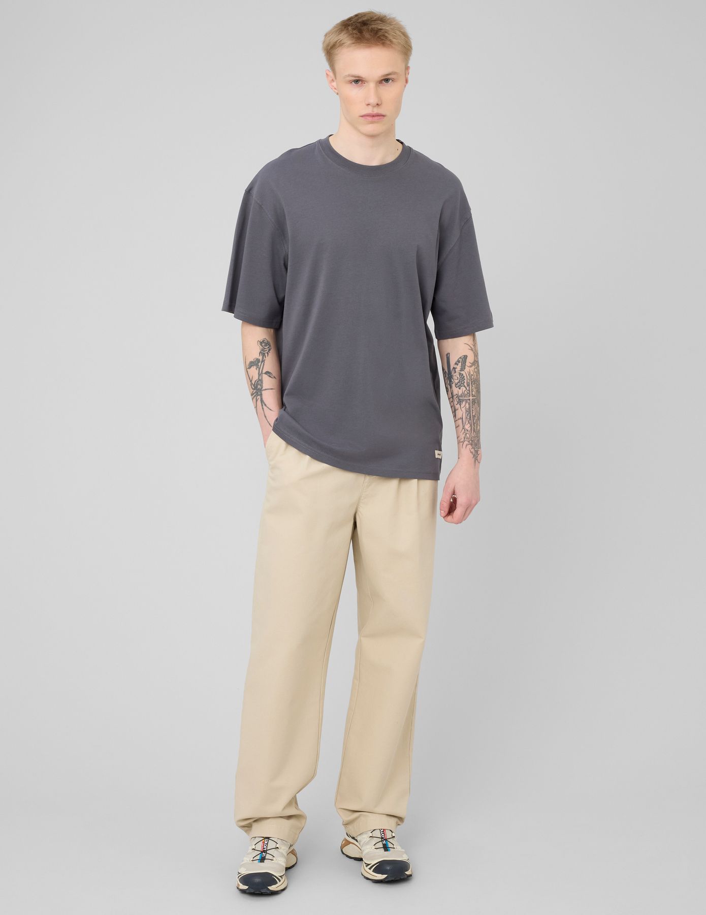 T-shirt avec &eacute;tiquette message