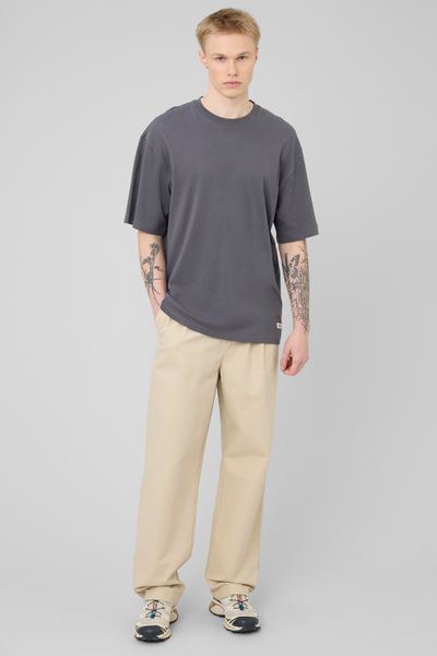 T-shirt avec &eacute;tiquette message