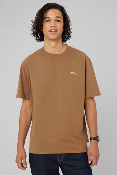 T-shirt broderie poitrine