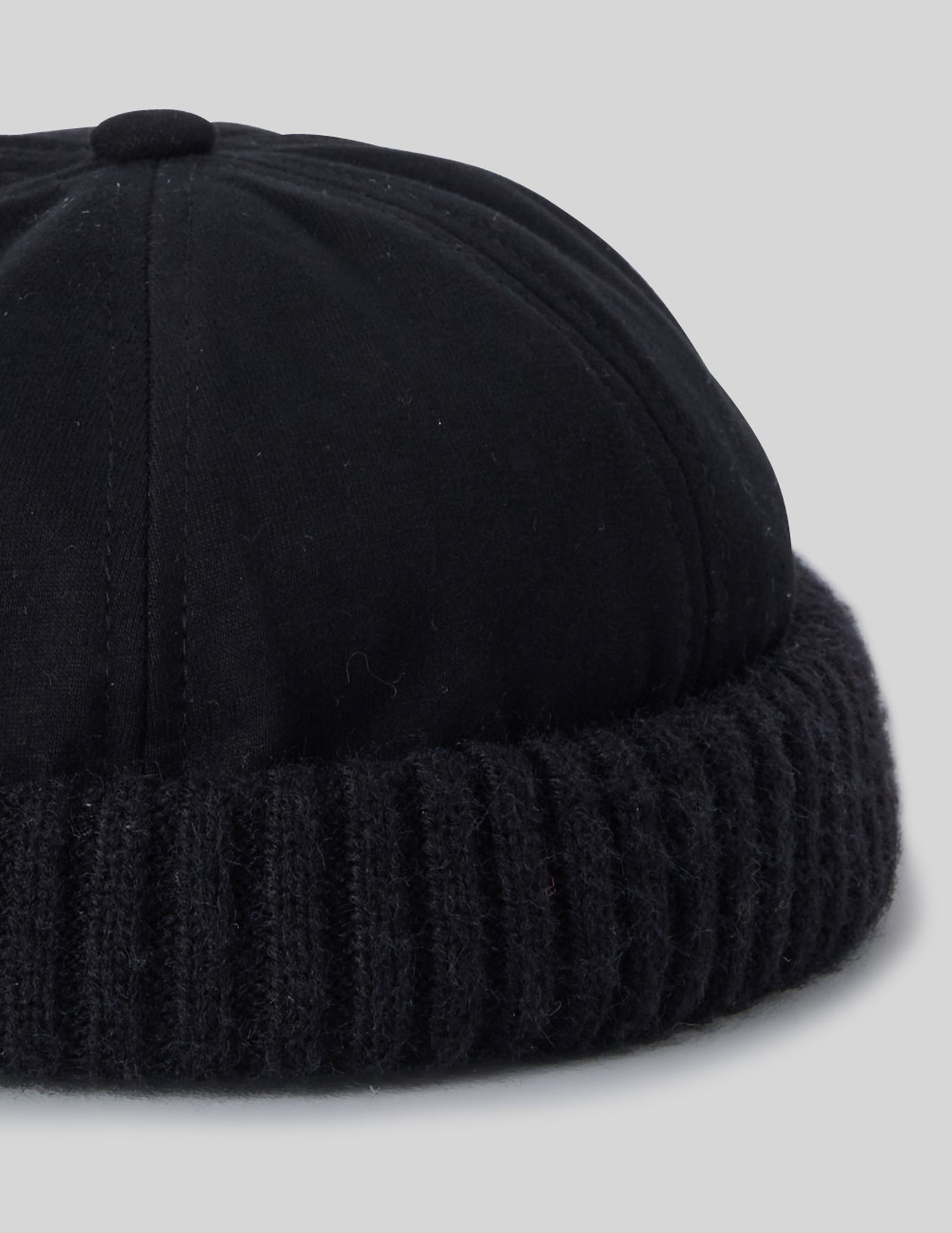 Bonnet style docker