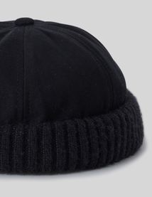 Bonnet style docker
