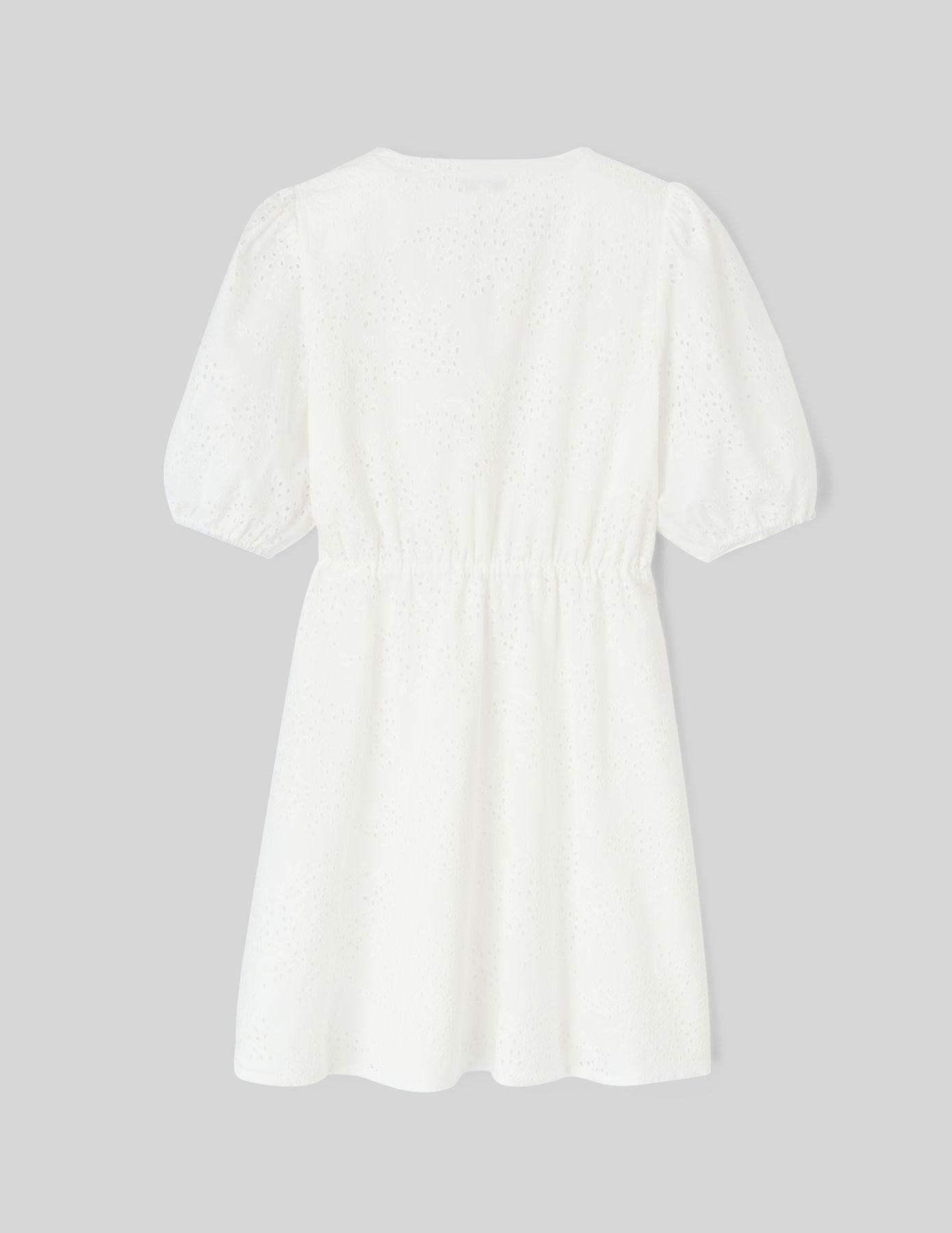 Robe courte en broderie anglaise