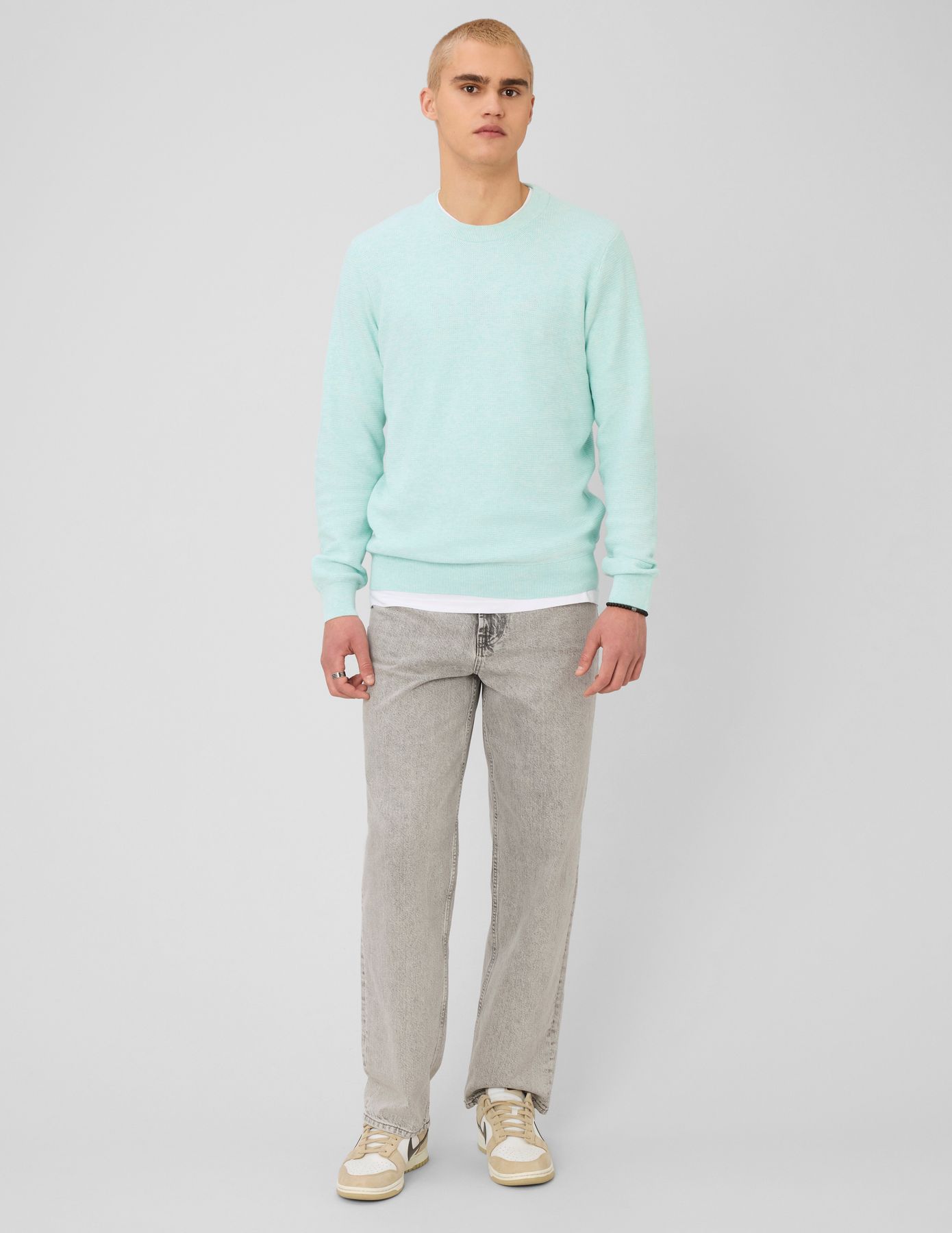 Pull mati&egrave;re fantaisie