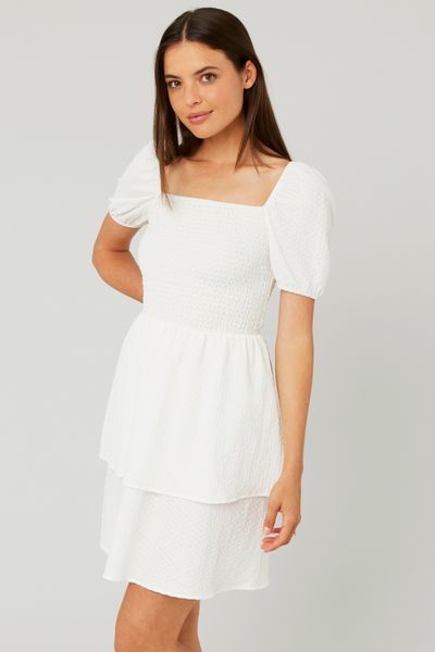 Robe courte à volants