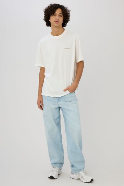 T-shirt broderie poitrine