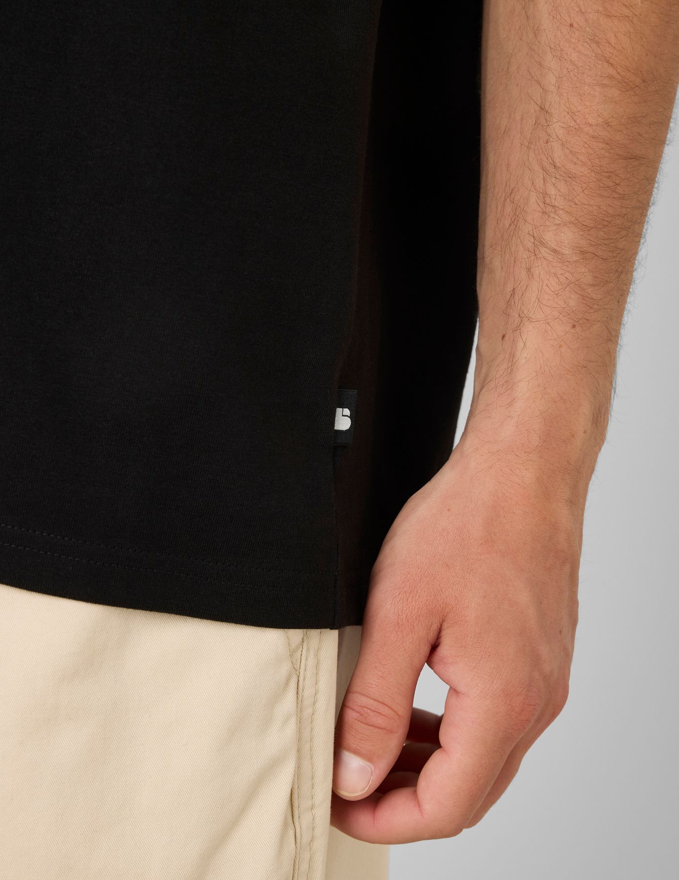 T-shirt imprim&eacute; poitrine