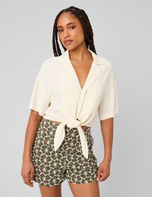 Chemisette &agrave; nouer