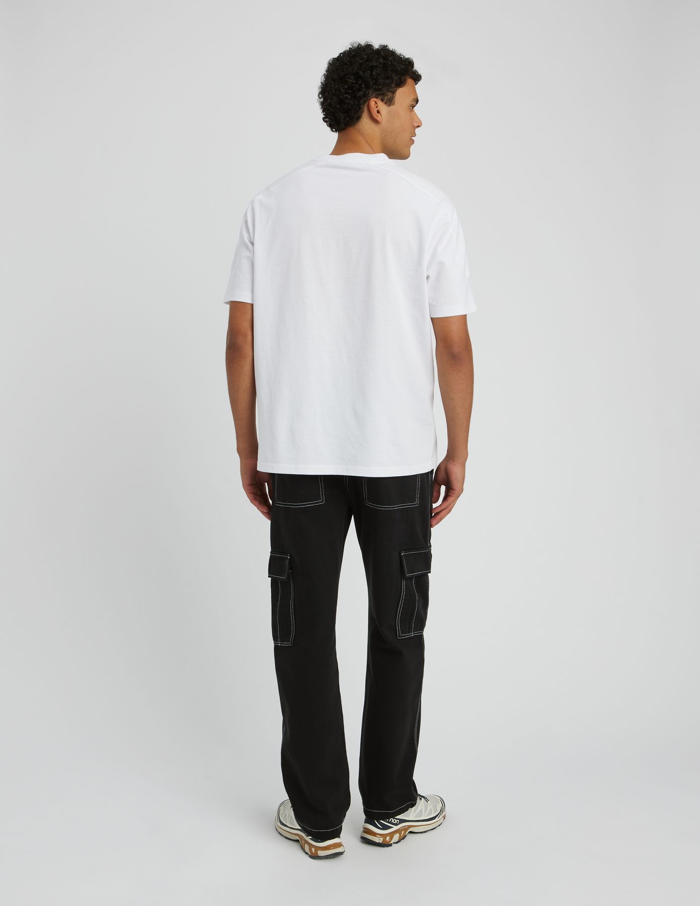 Pantalon cargo &agrave; surpiq&ucirc;res