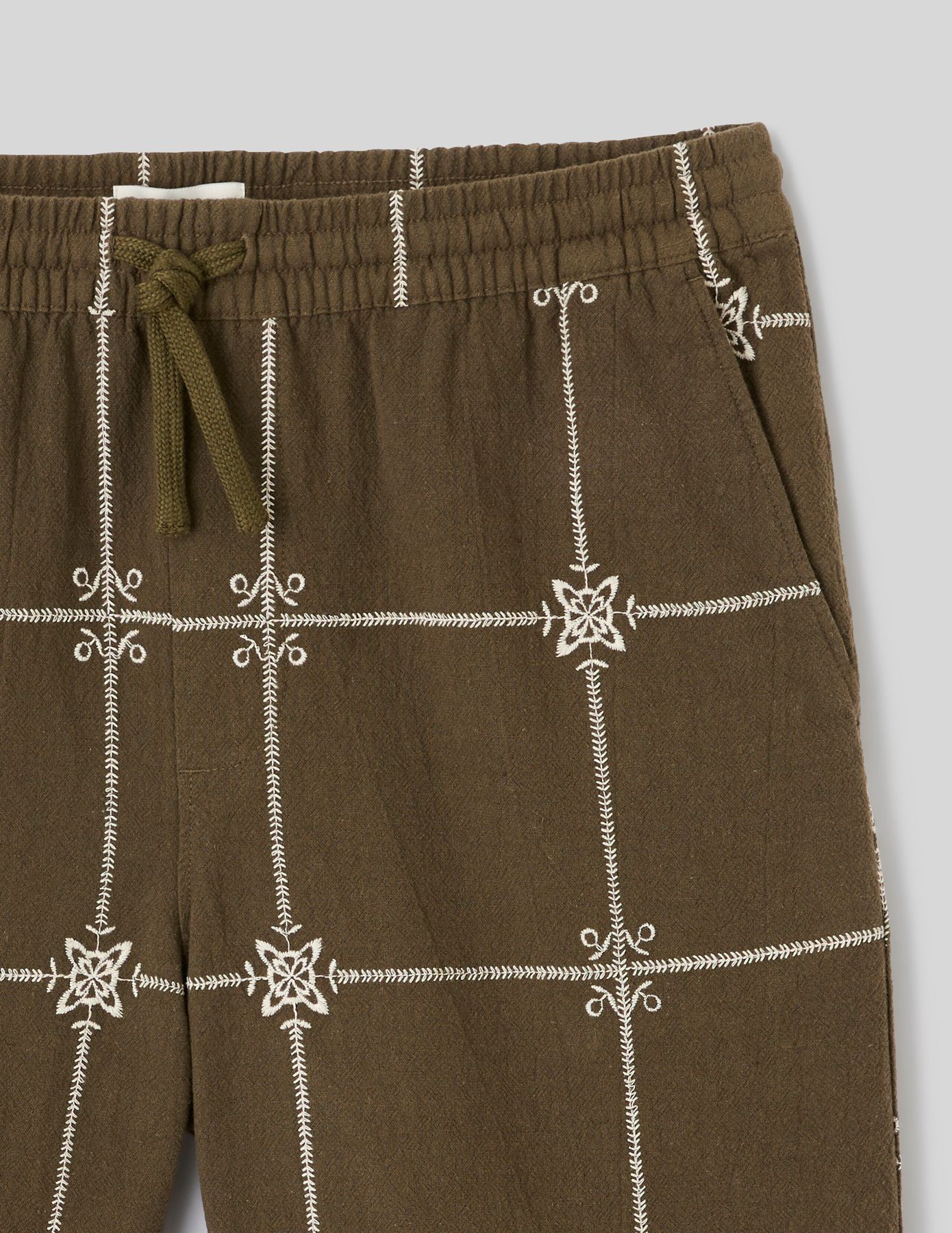 Bermuda brod&eacute;