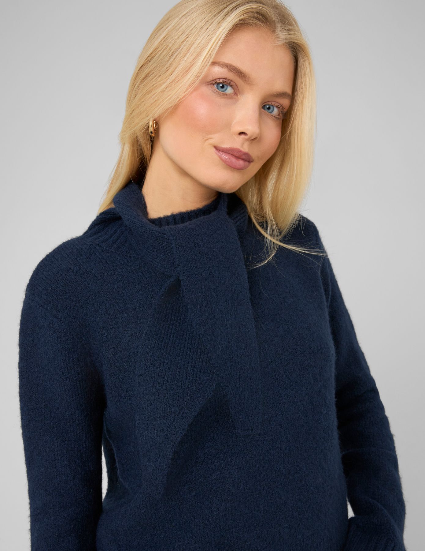 Pull &agrave; col nou&eacute;