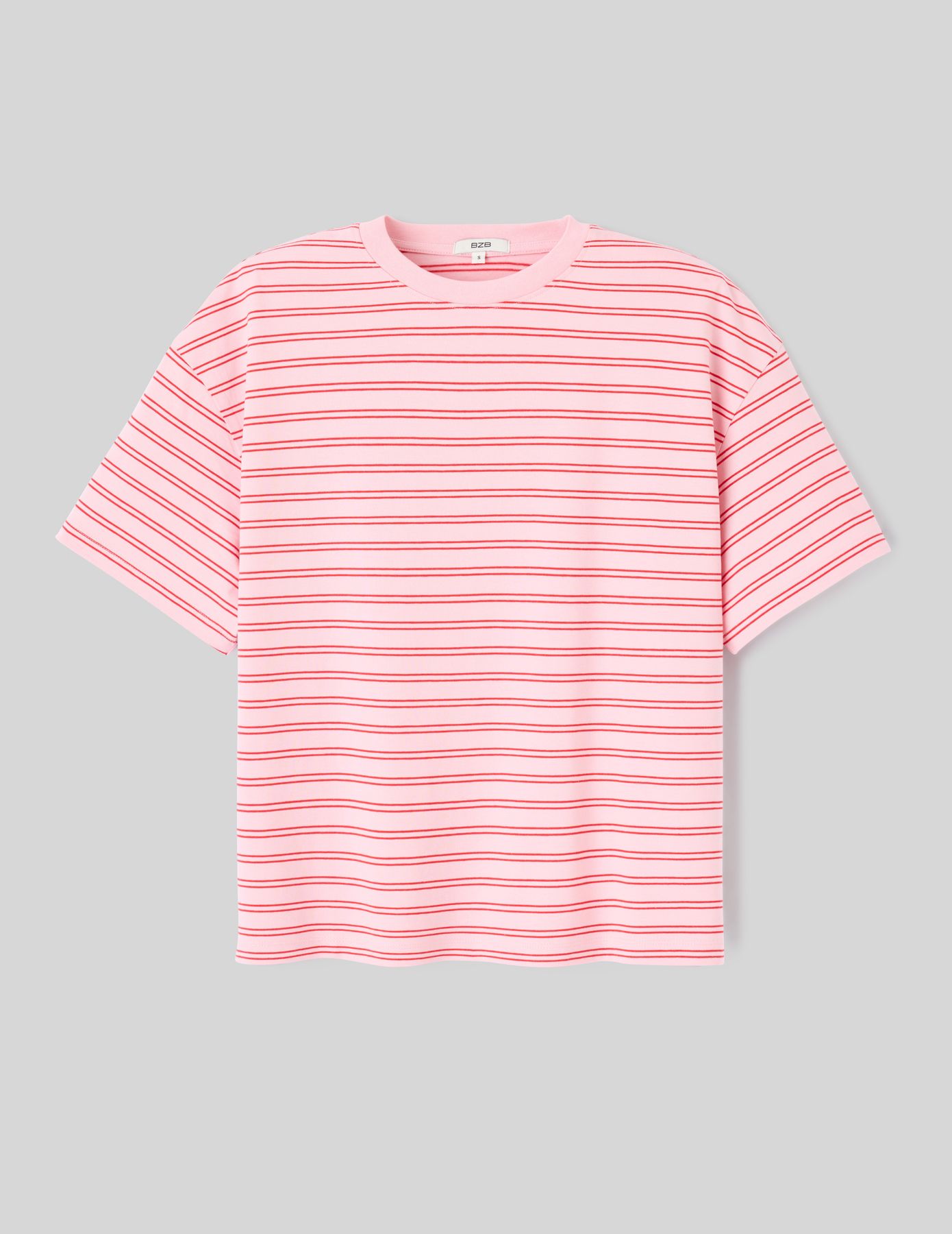 T-shirt ray&eacute; et imprim&eacute;