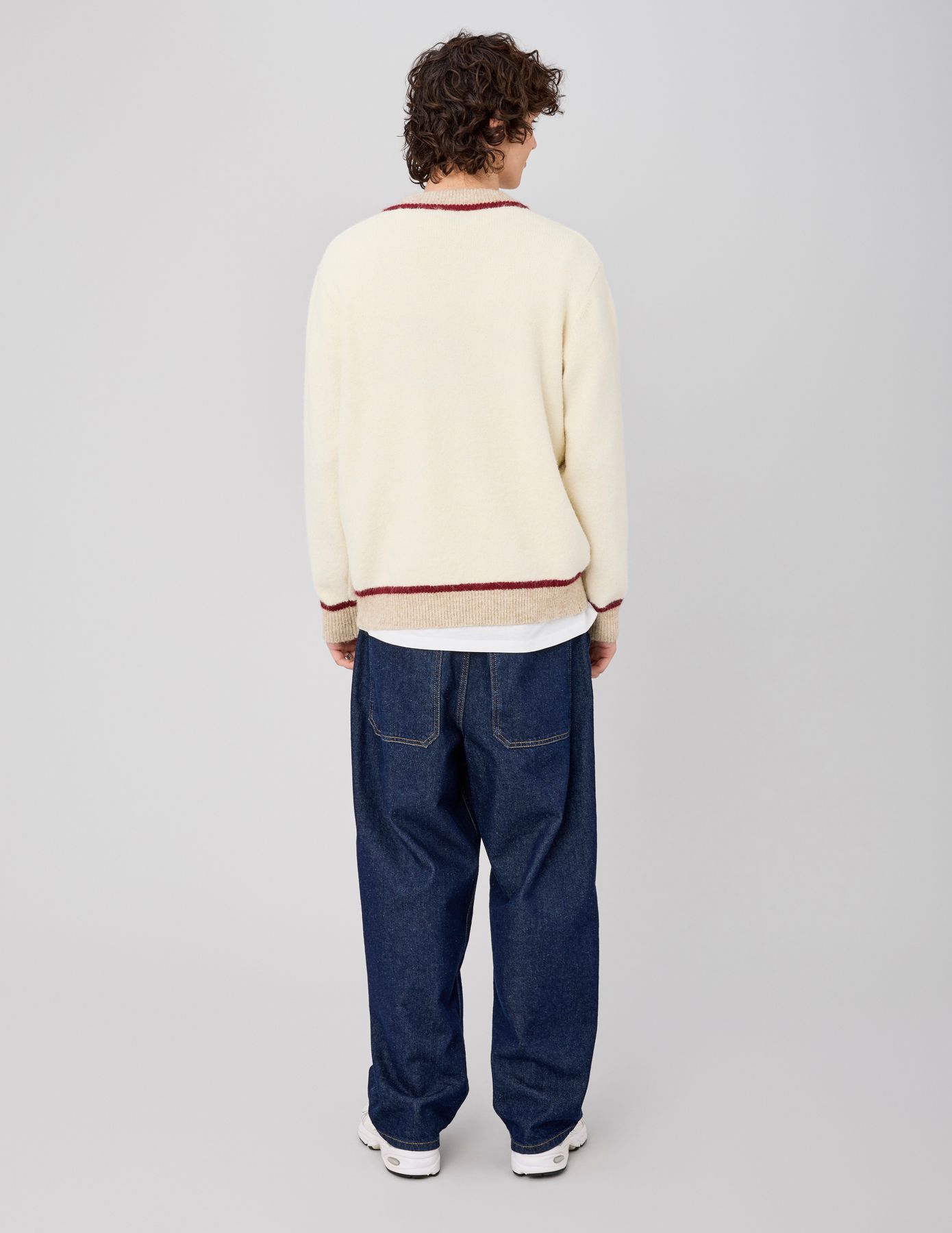 Pull col V contrast&eacute;