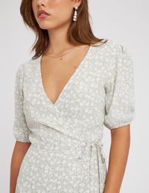 Robe cache coeur imprimée floral