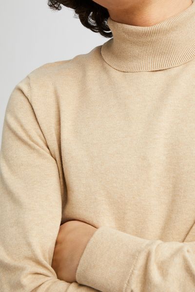 Pull col roul&eacute;