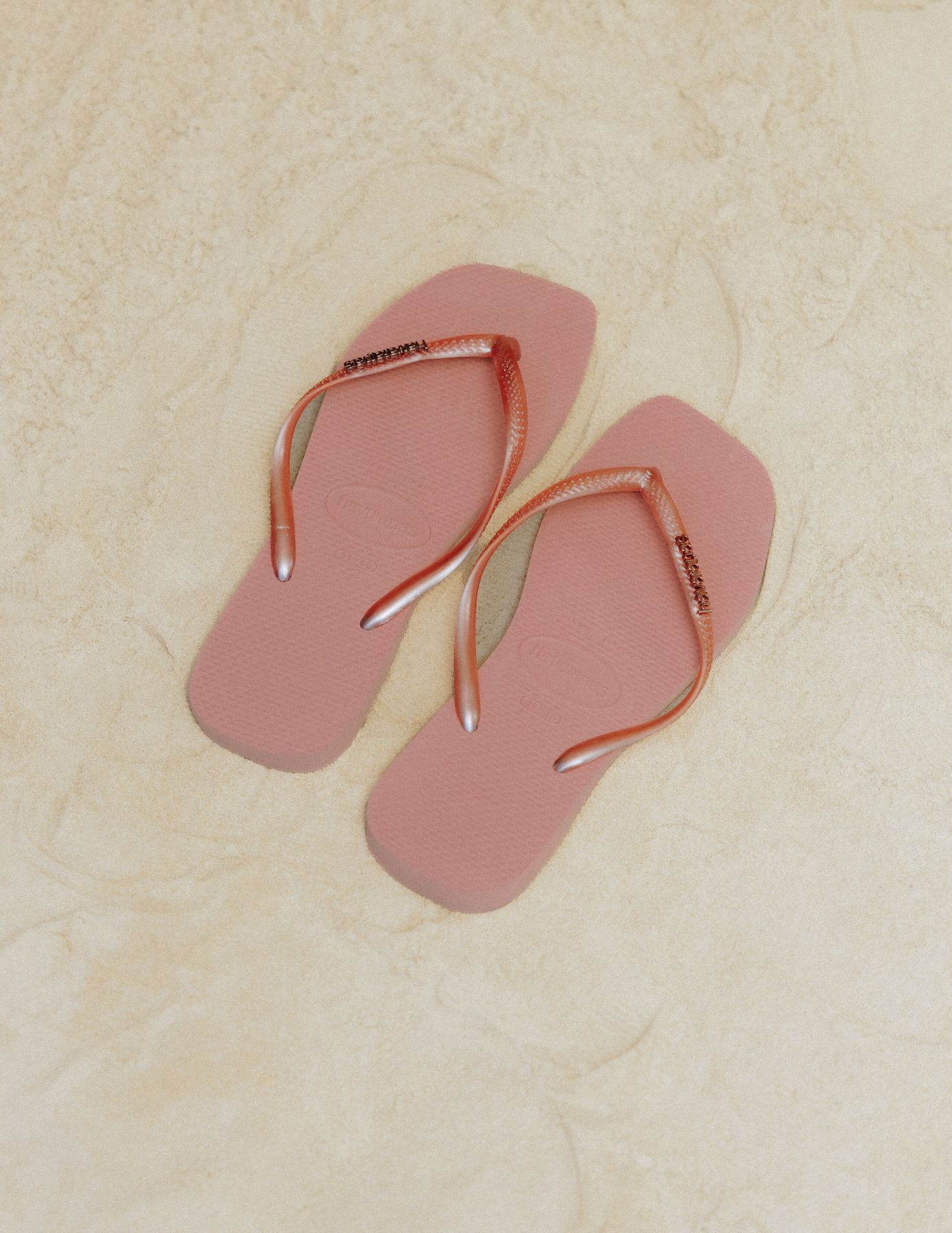 Hava&iuml;anas Slim Square