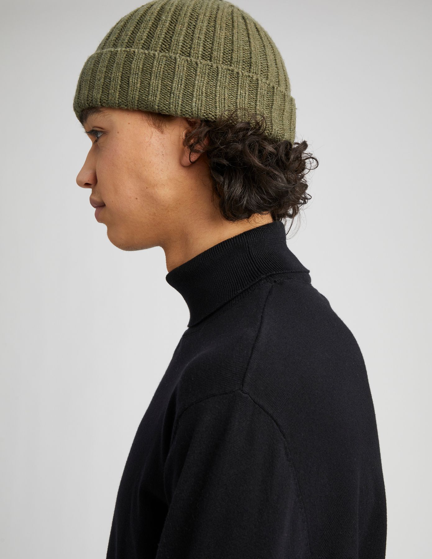 Pull col roulé