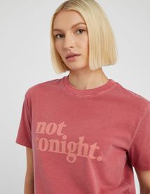 T-shirt d&eacute;lav&eacute; imprim&eacute;