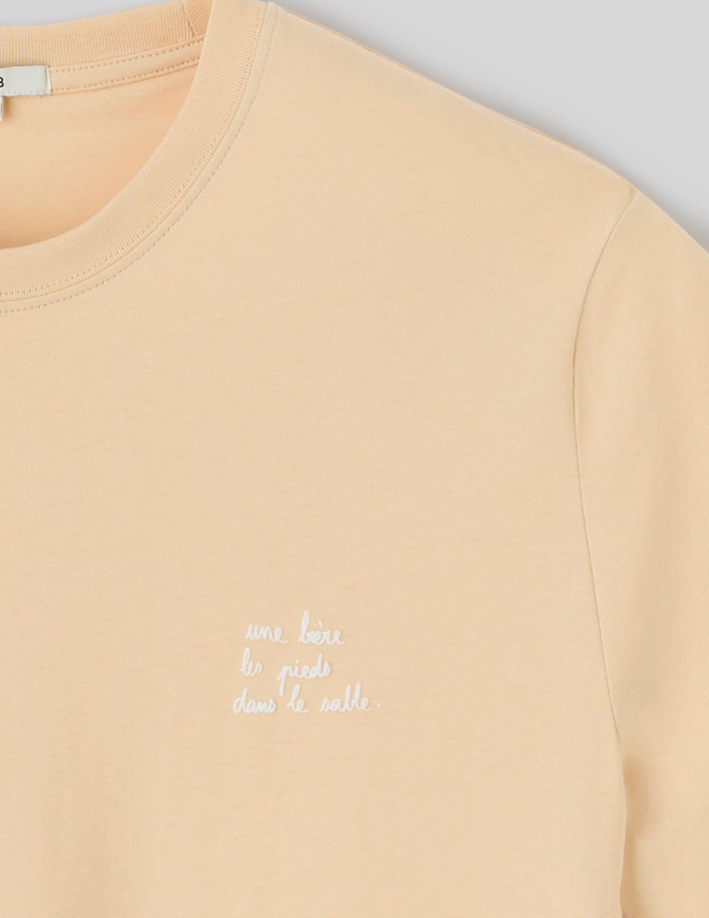 T-shirt message poitrine