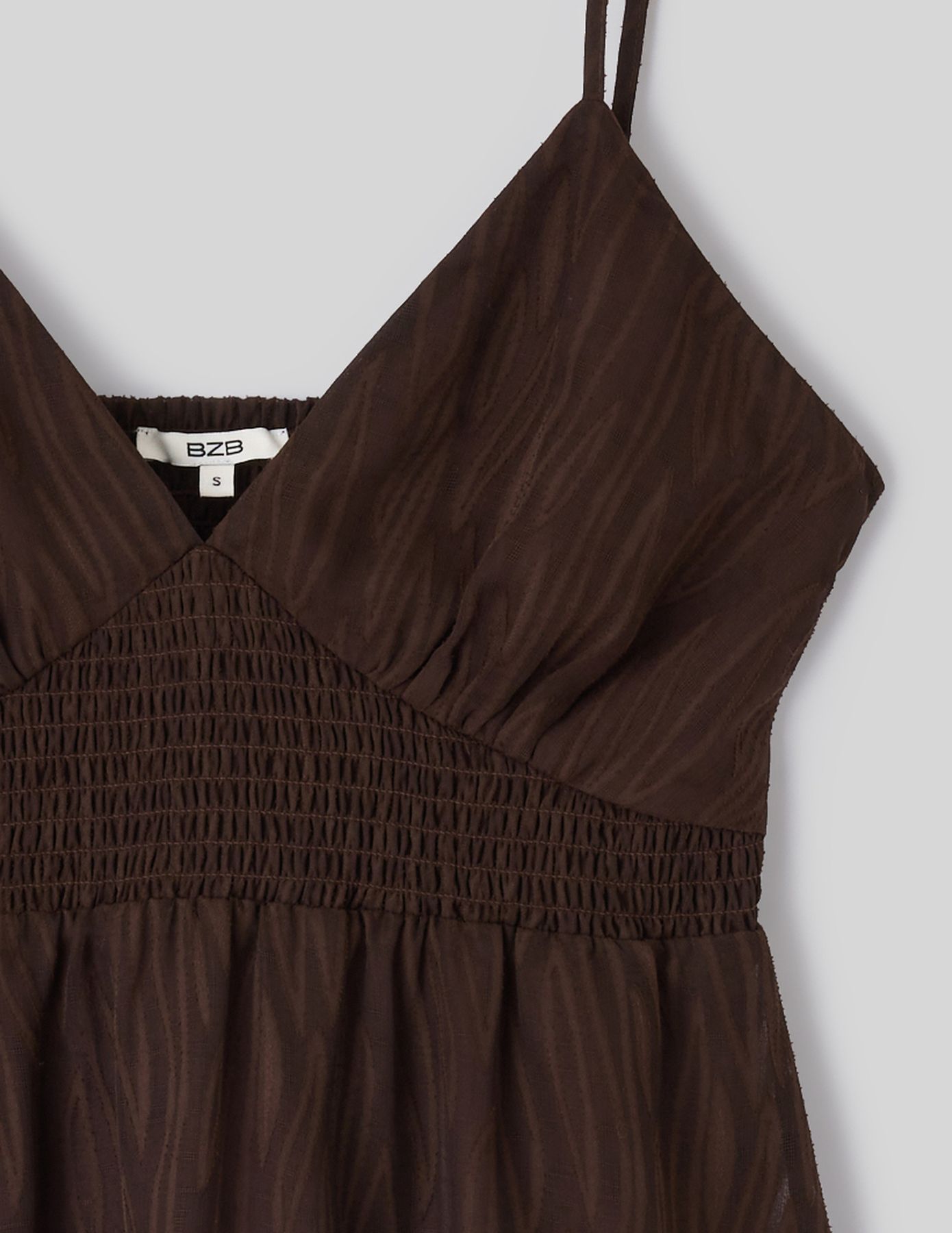 Robe courte &agrave; volants