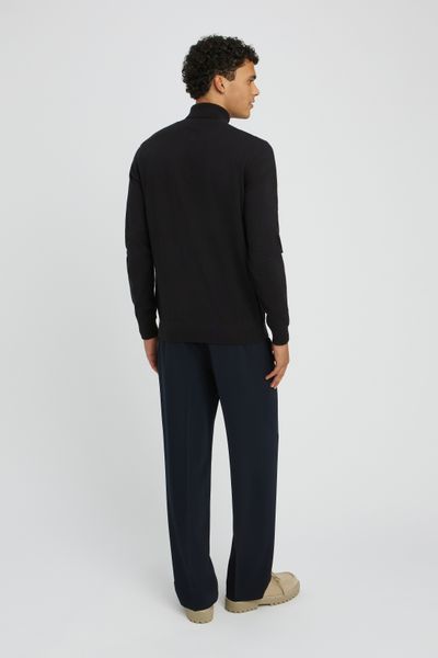 Pull col roulé