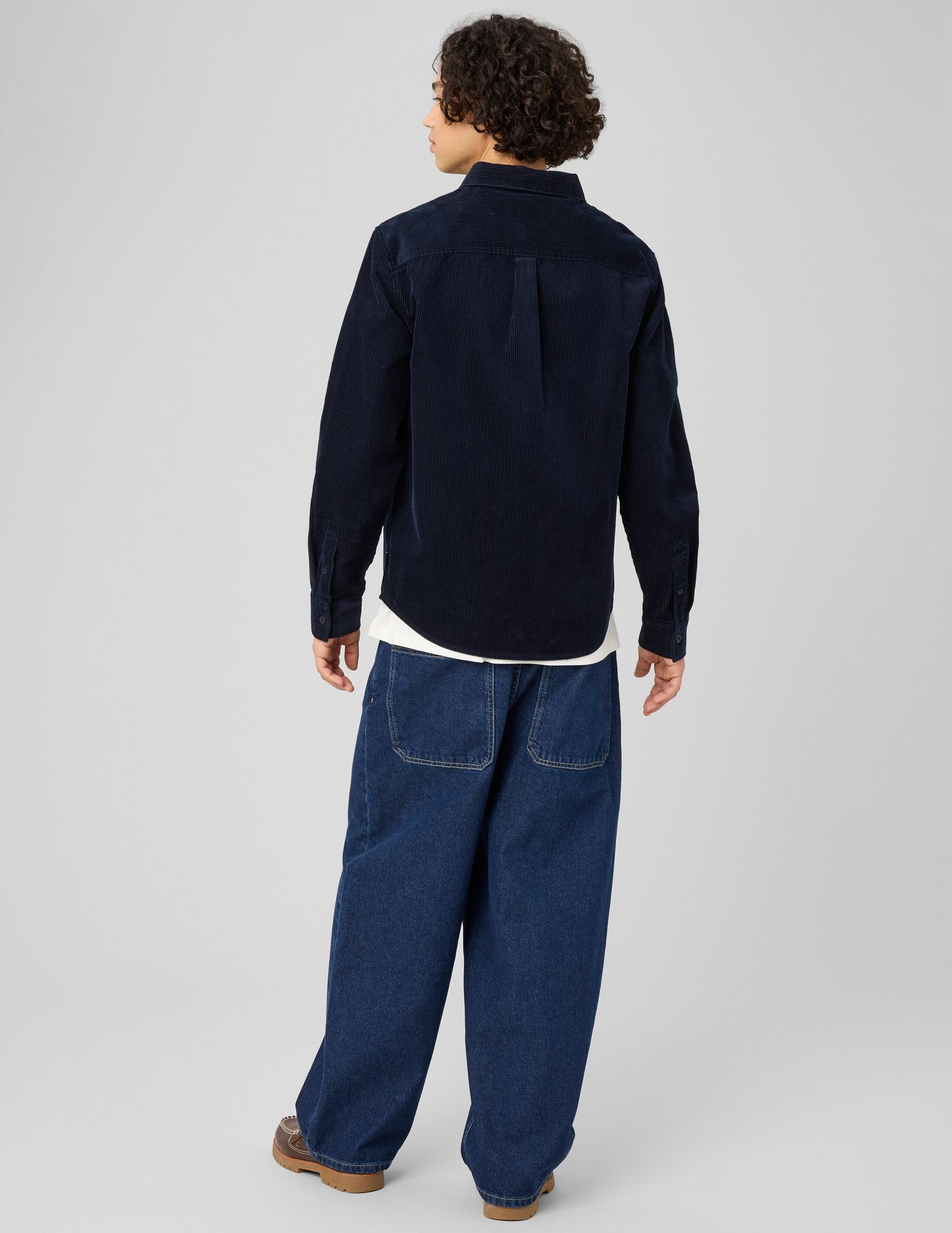 Chemise en velours c&ocirc;tel&eacute;