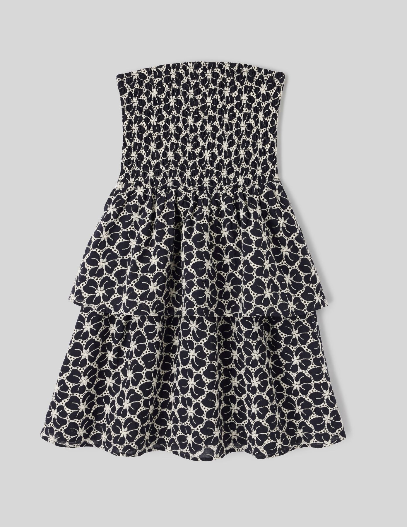 Robe bustier en broderie anglaise