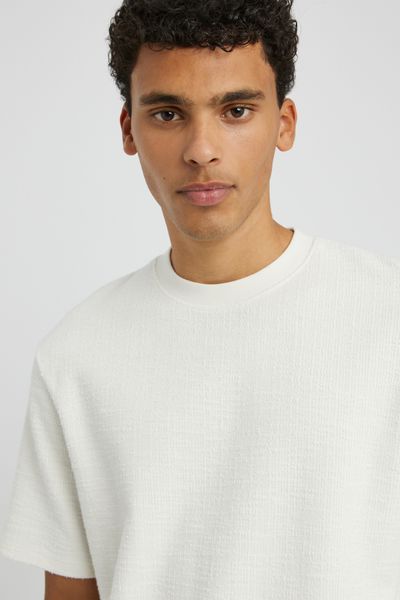 T-shirt textur&eacute;