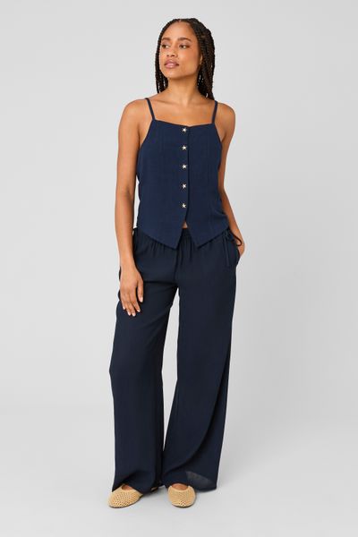 Top &agrave; d&eacute;tails bijoux