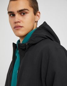Blouson léger à capuche