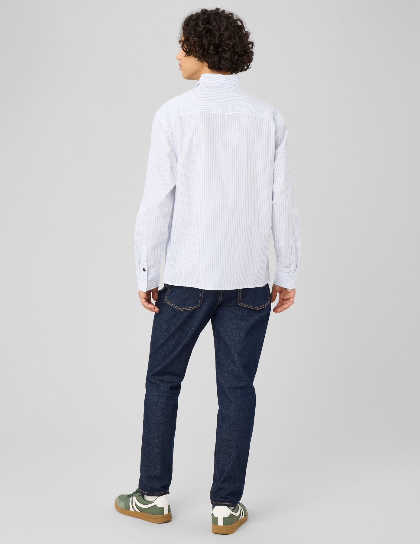 Chemise &agrave; rayures fines