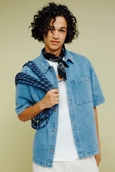Chemise en jean manches courtes