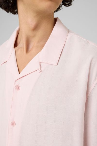 Chemise manches courtes mati&egrave;re fantaisie