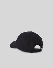 Casquette avec broderie