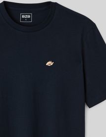 T-shirt broderie poitrine