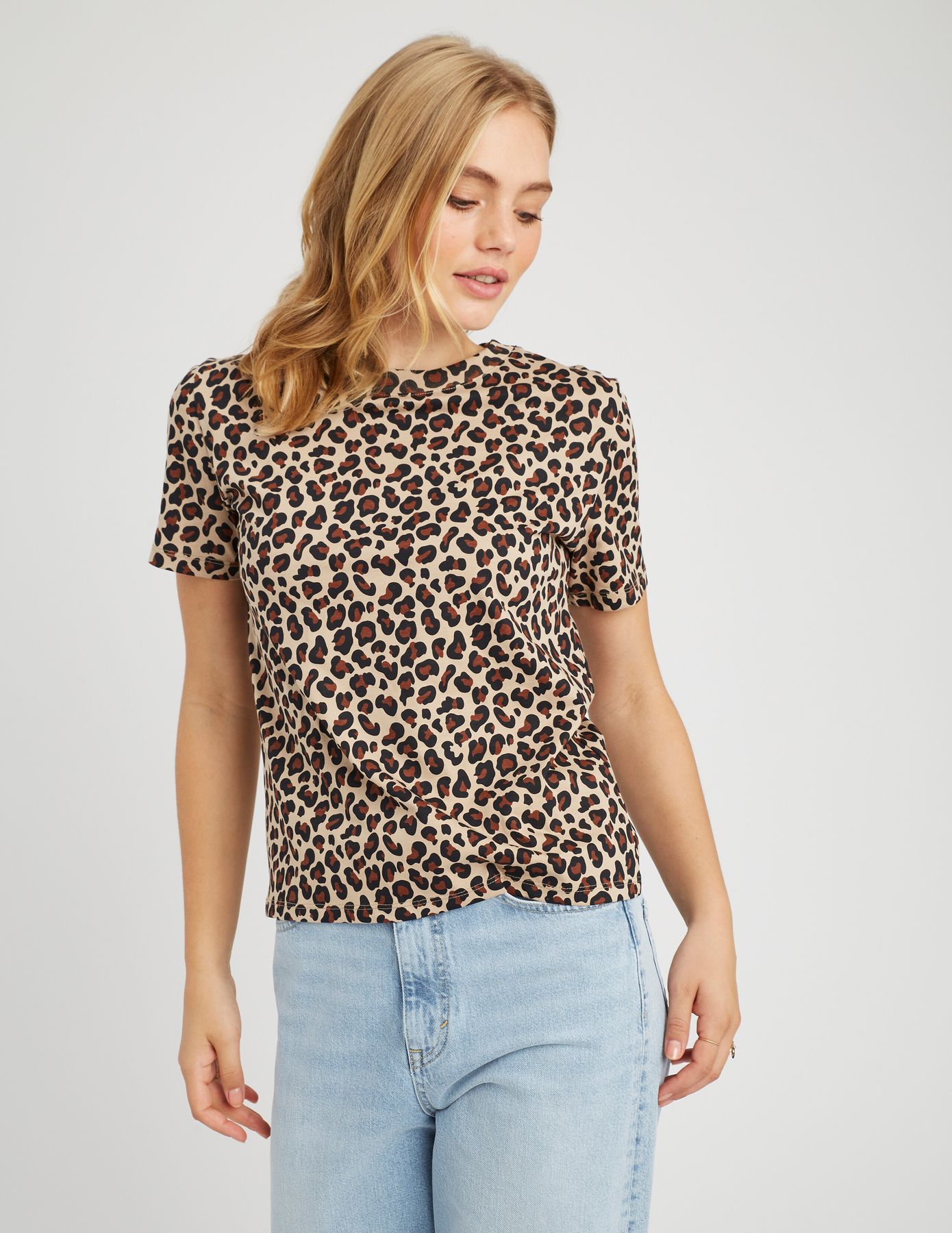 T-shirt imprim&eacute; l&eacute;opard