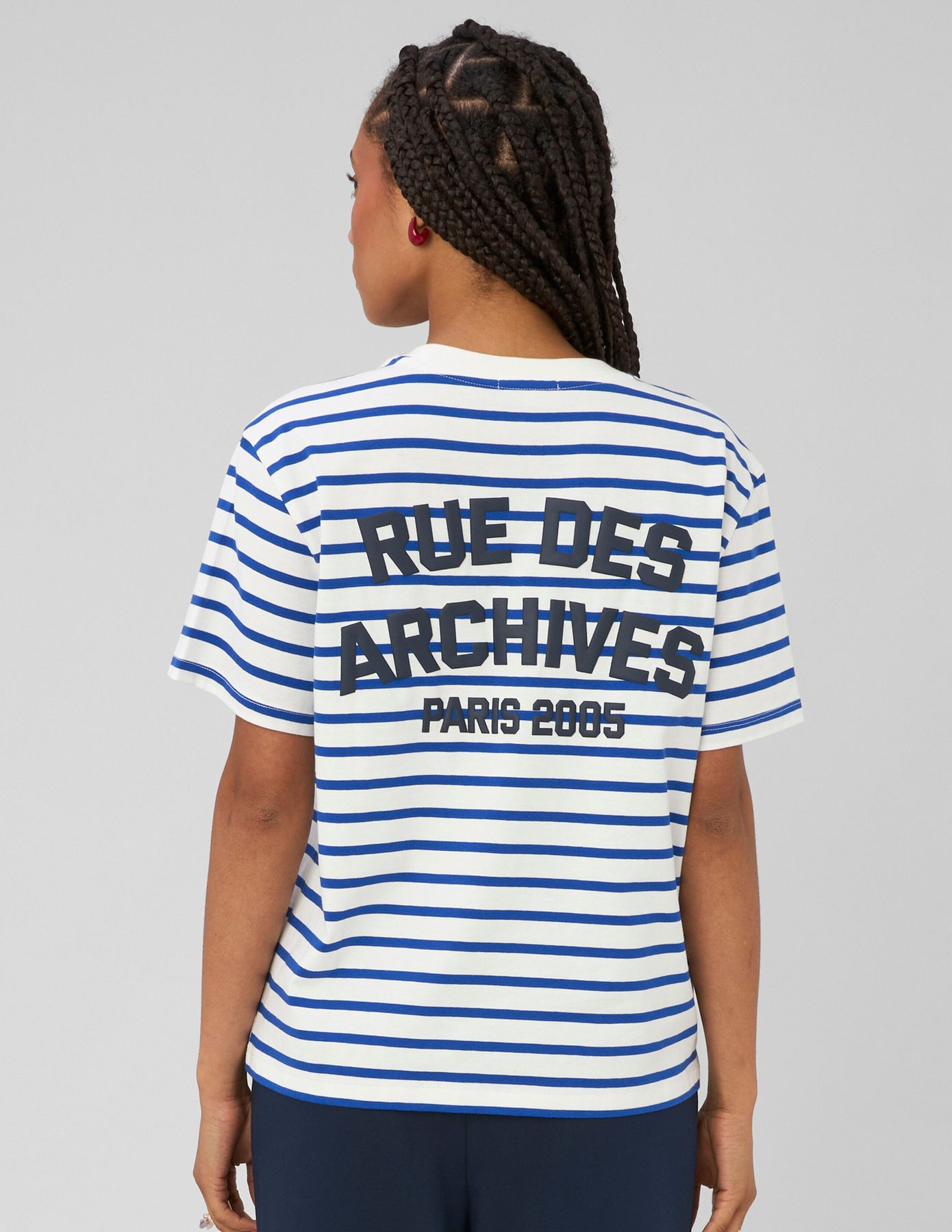 T-shirt ray&eacute; manches courtes
