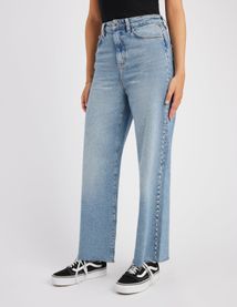 Jean straight &agrave; strass