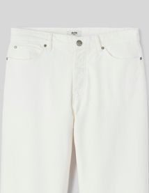 Jean loose