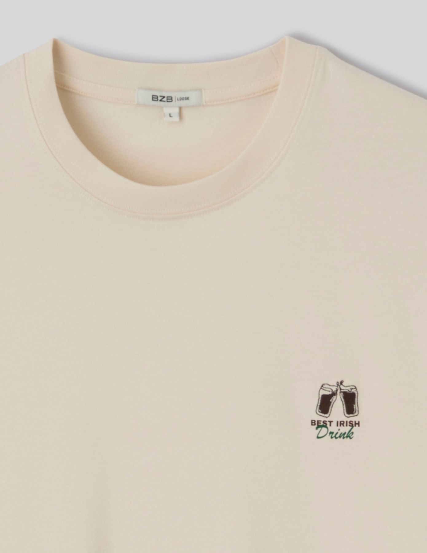 T-shirt animation poitrine