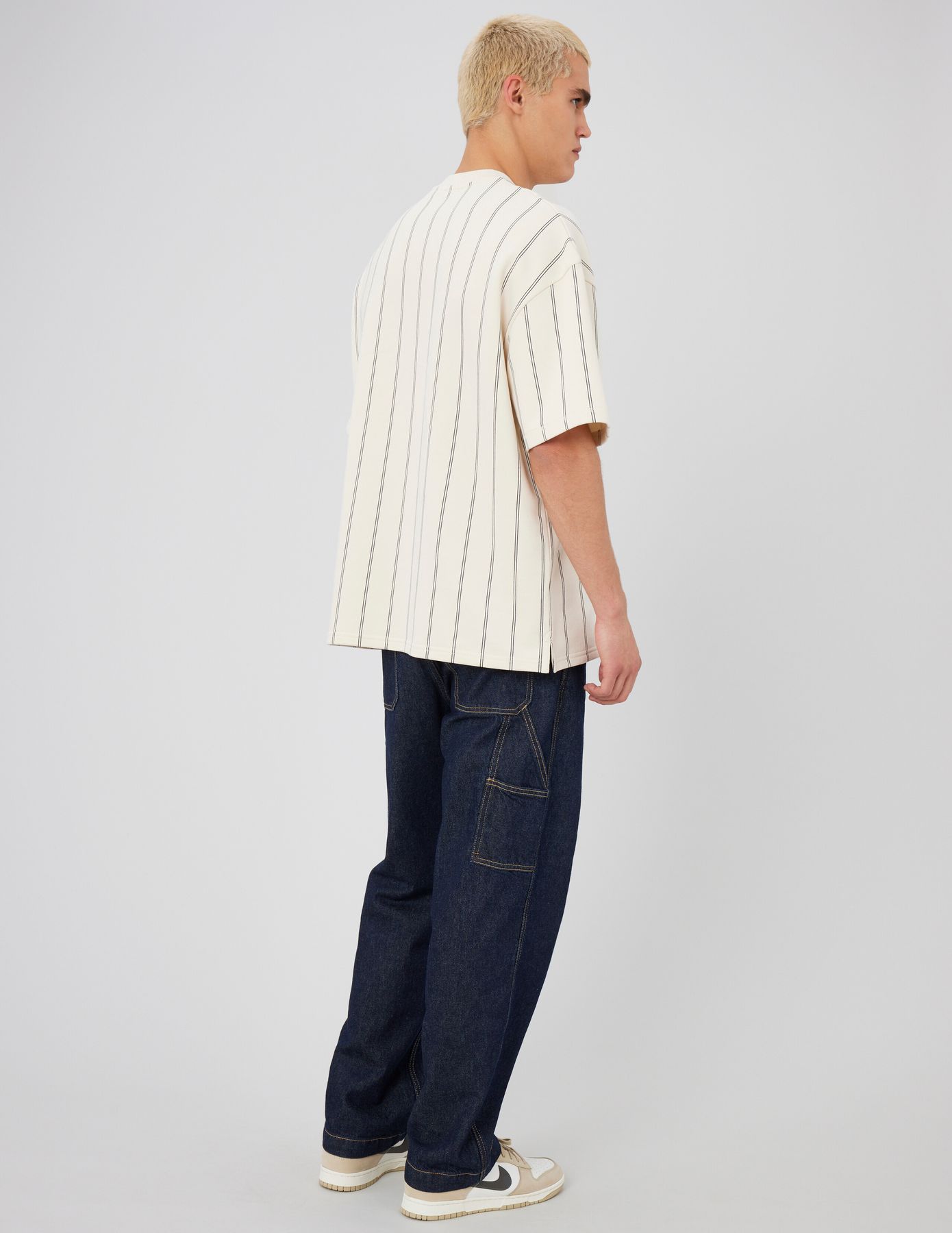 T-shirt broderie poitrine rayé