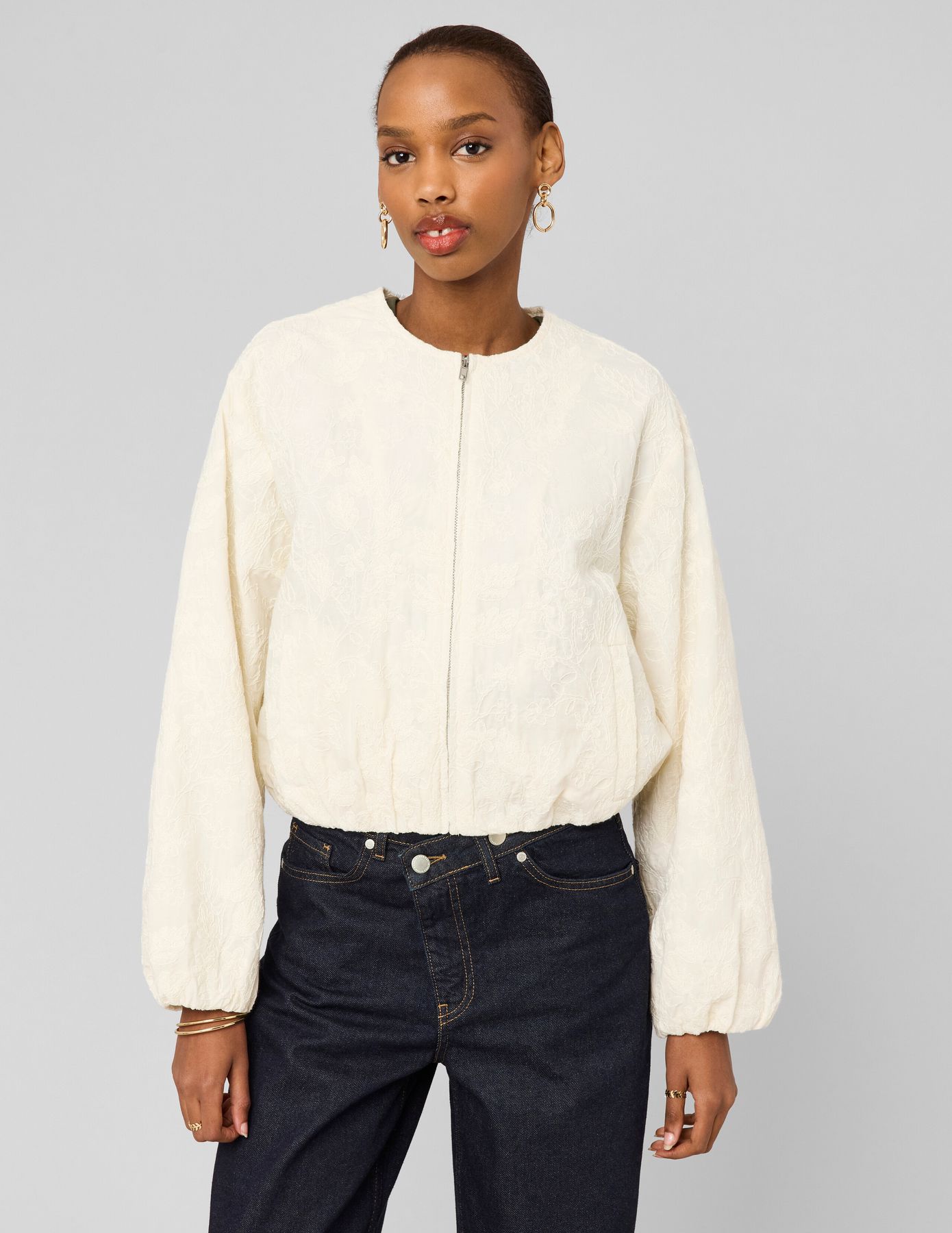 Veste boule l&eacute;g&egrave;re brod&eacute;e