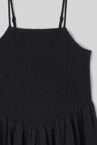 Robe courte smock&eacute;e