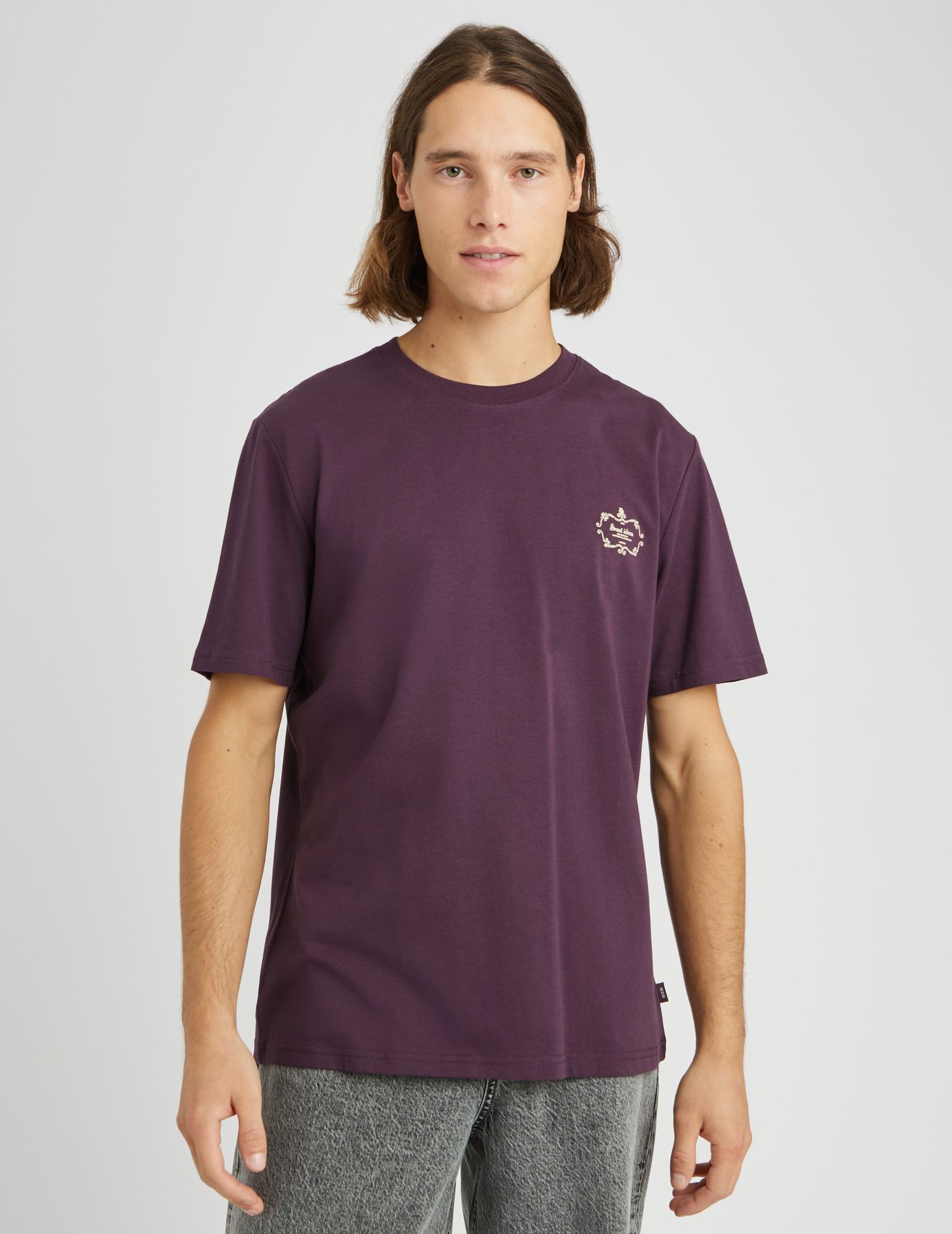 T-shirt brod&eacute;