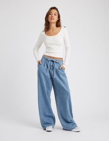 Jean wide leg &agrave; pinces
