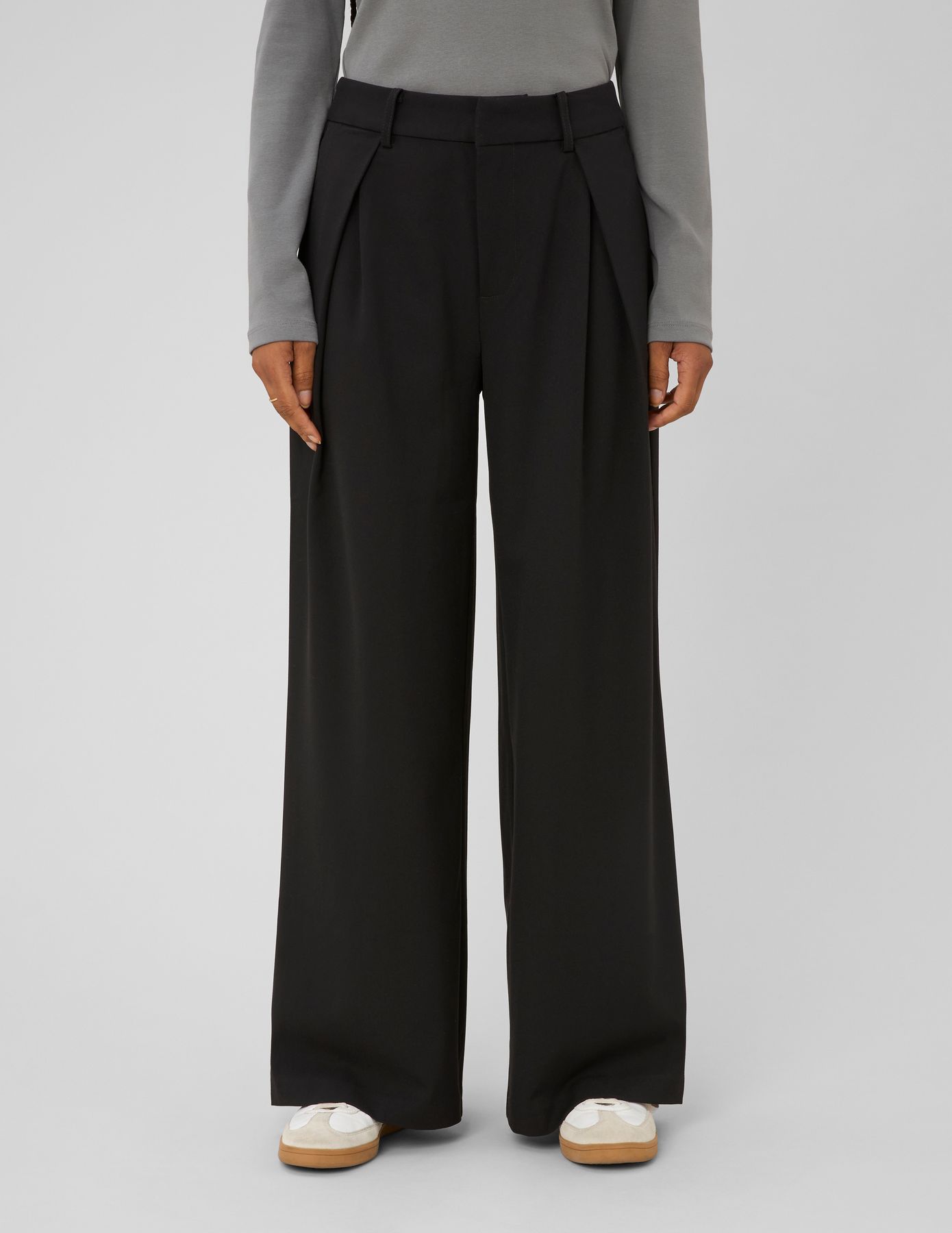 Pantalon large &agrave; pinces