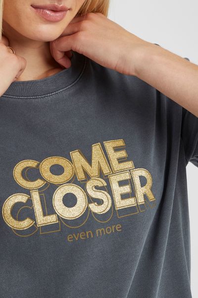 T-shirt imprim&eacute; paillettes