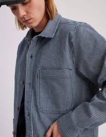 Veste boutonnée à rayures