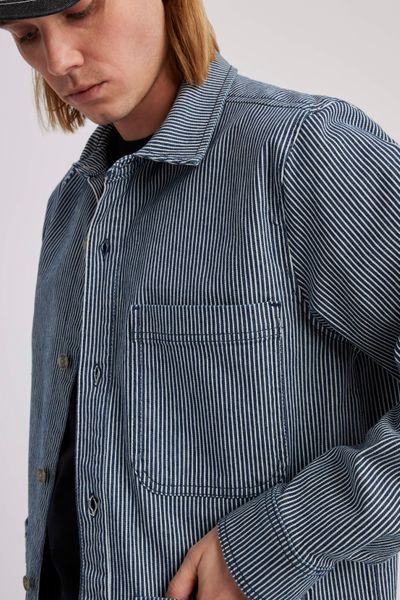 Veste boutonnée à rayures