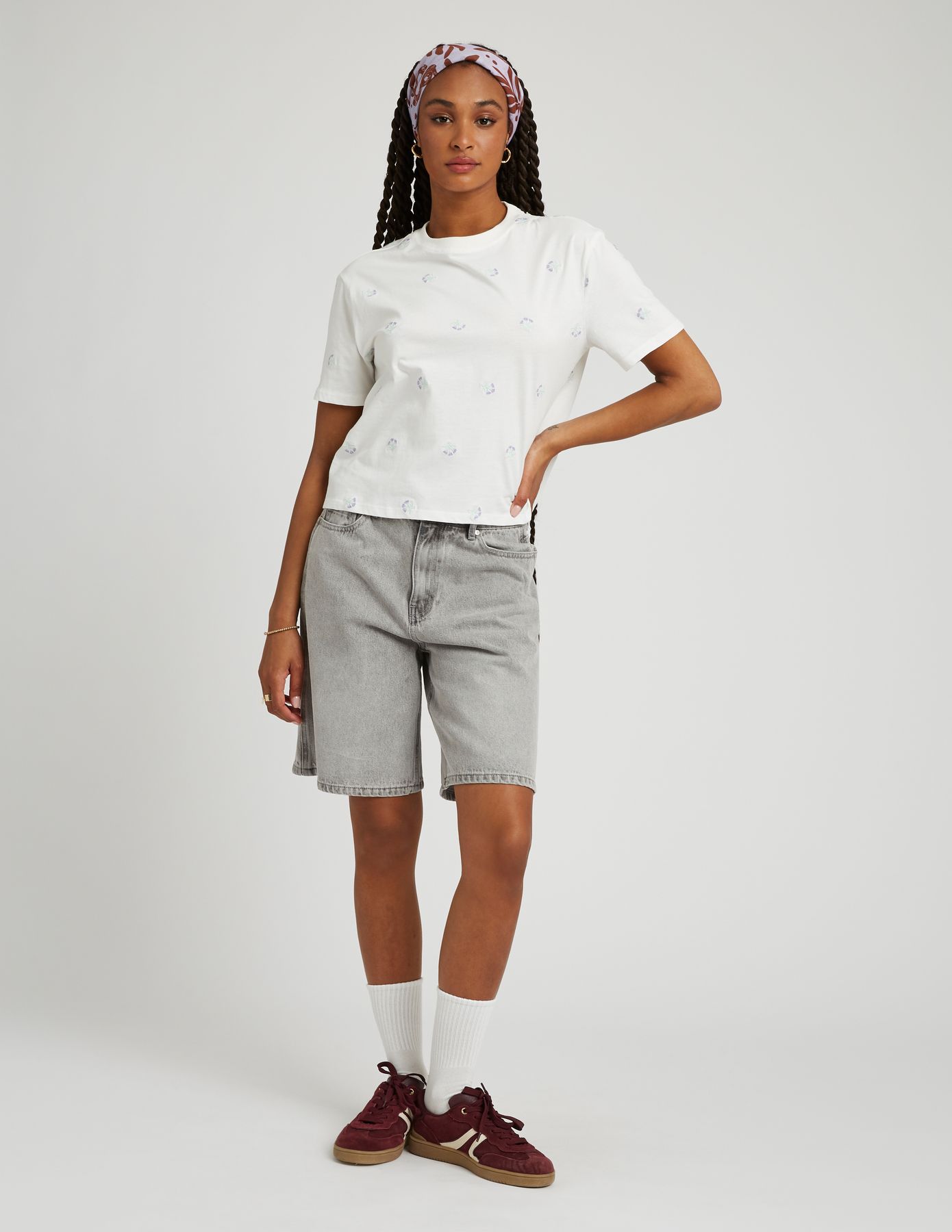 T-shirt brodé fleurs